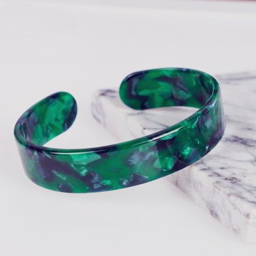 Small emerald cuff