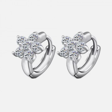 Silver hoop earrings with zircon flower