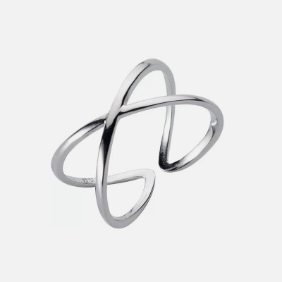 Crossed silver ring