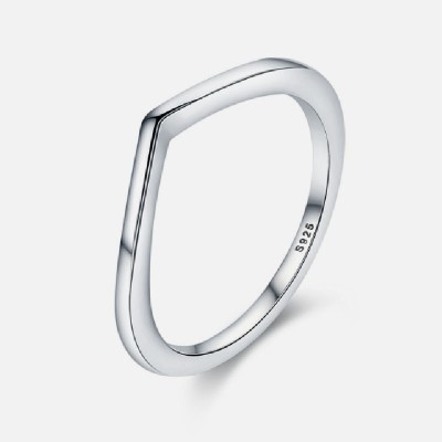 Silver stackable chevron ring