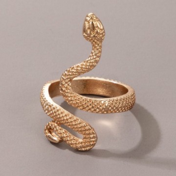 Golden snake ring 1