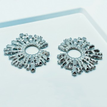 Silver rhinestone crown earrings 2