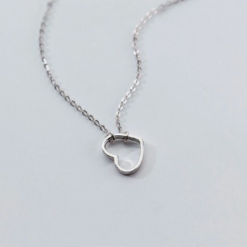 Heart pendant silver necklace
