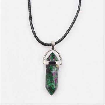 Zoisit-Rubin-Amulett-Halskette