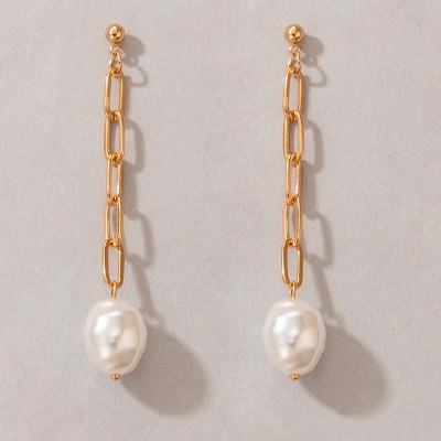 Big pearl earrings