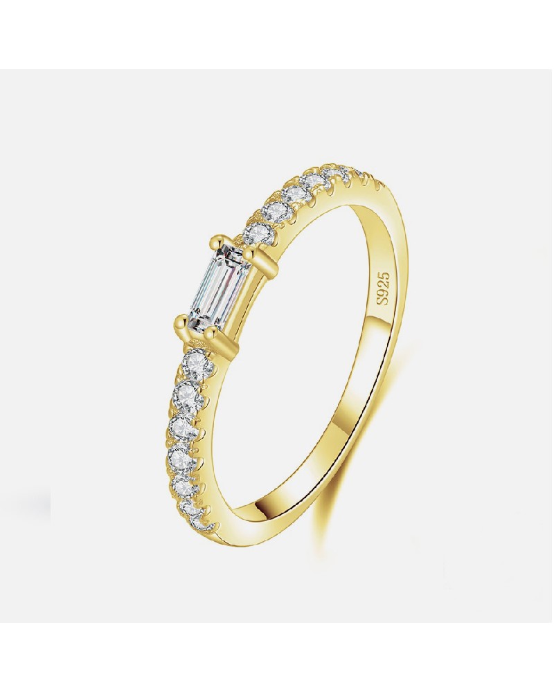 Princess cut solitaire gold ring paved with zircons