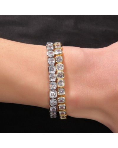 Gold bracelet with large cubic zirconia