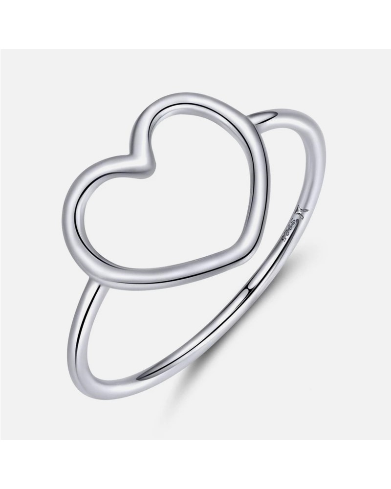 Silver wire heart ring