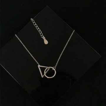 Collier cercle triangle argent